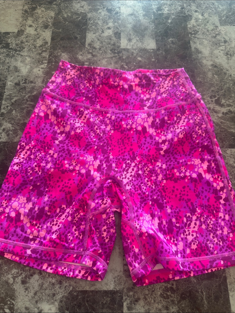 BuffBunny legacy short extra small